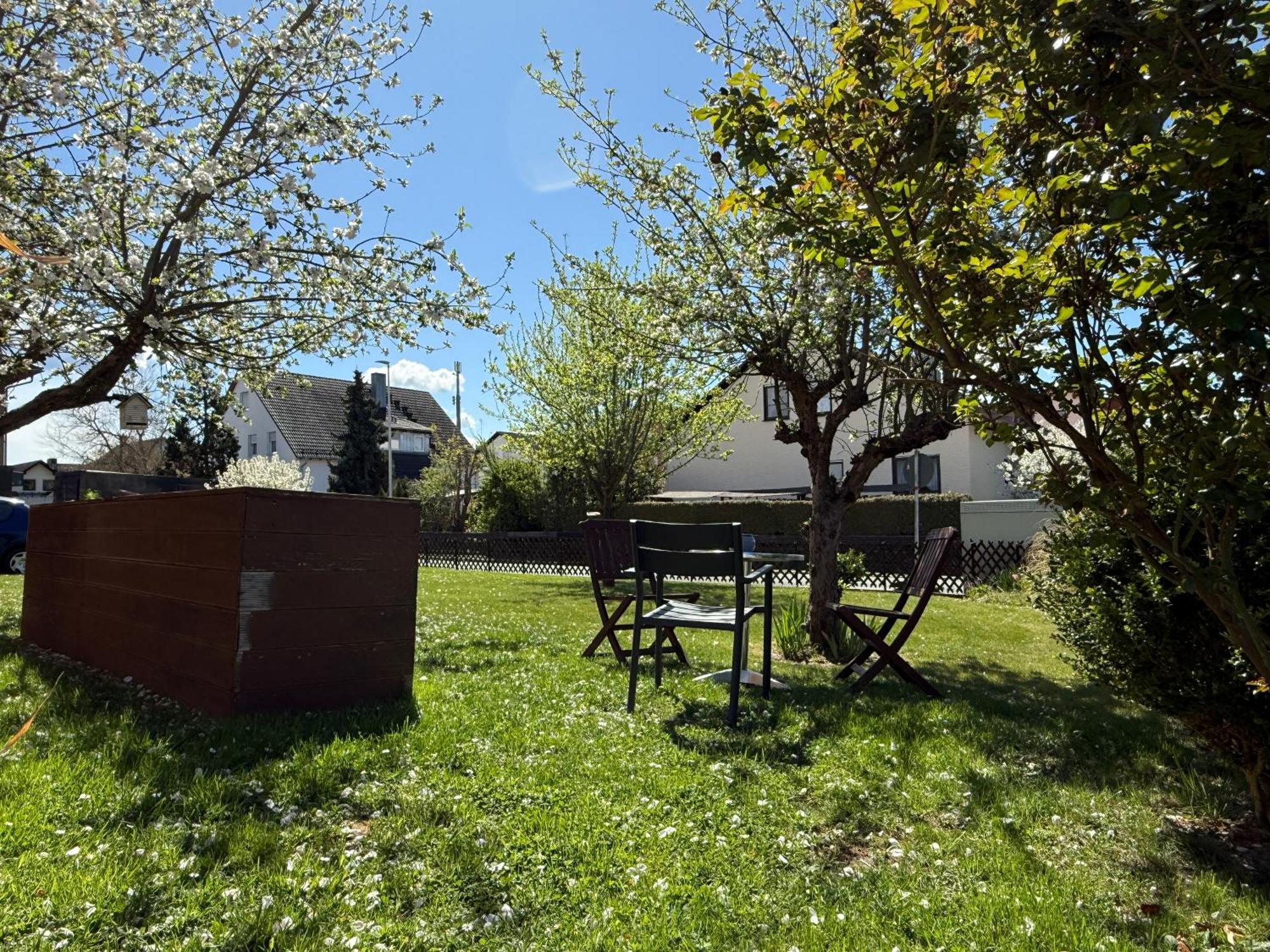 B&B'S Im Aischgrund Adelsdorf Exteriör bild